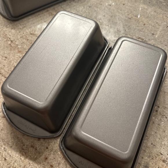 Sur La table medium nonstick loaf pan - Picture 5 of 6